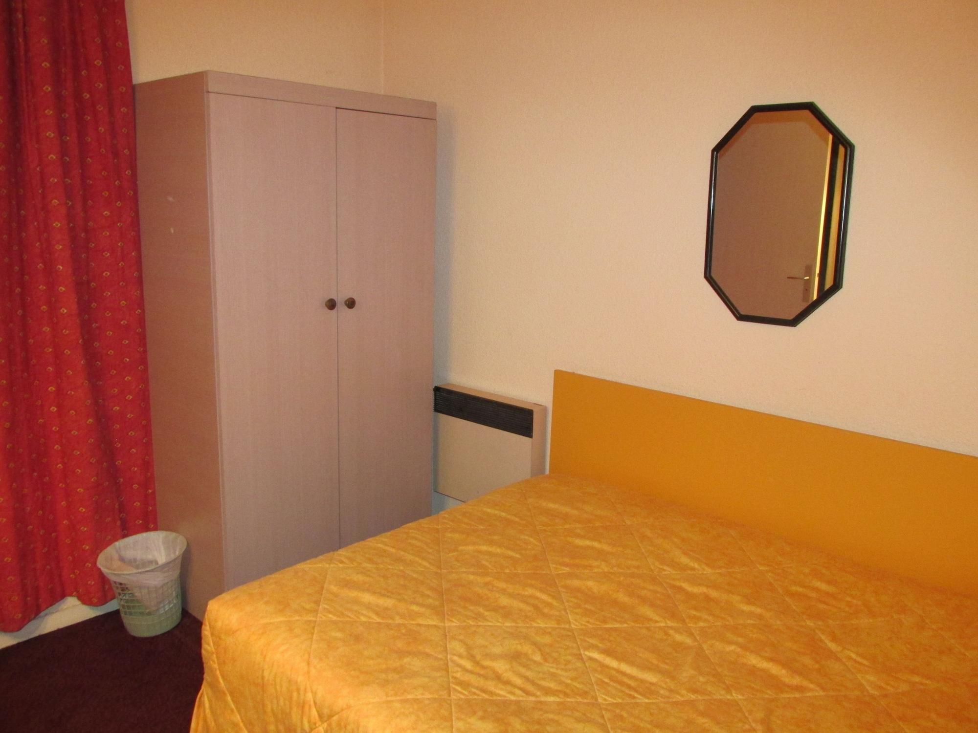 Hotel Estival Arriel Лурд Екстериор снимка
