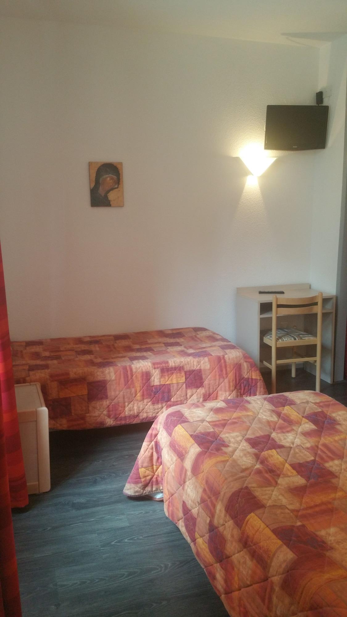 Hotel Estival Arriel Лурд Екстериор снимка