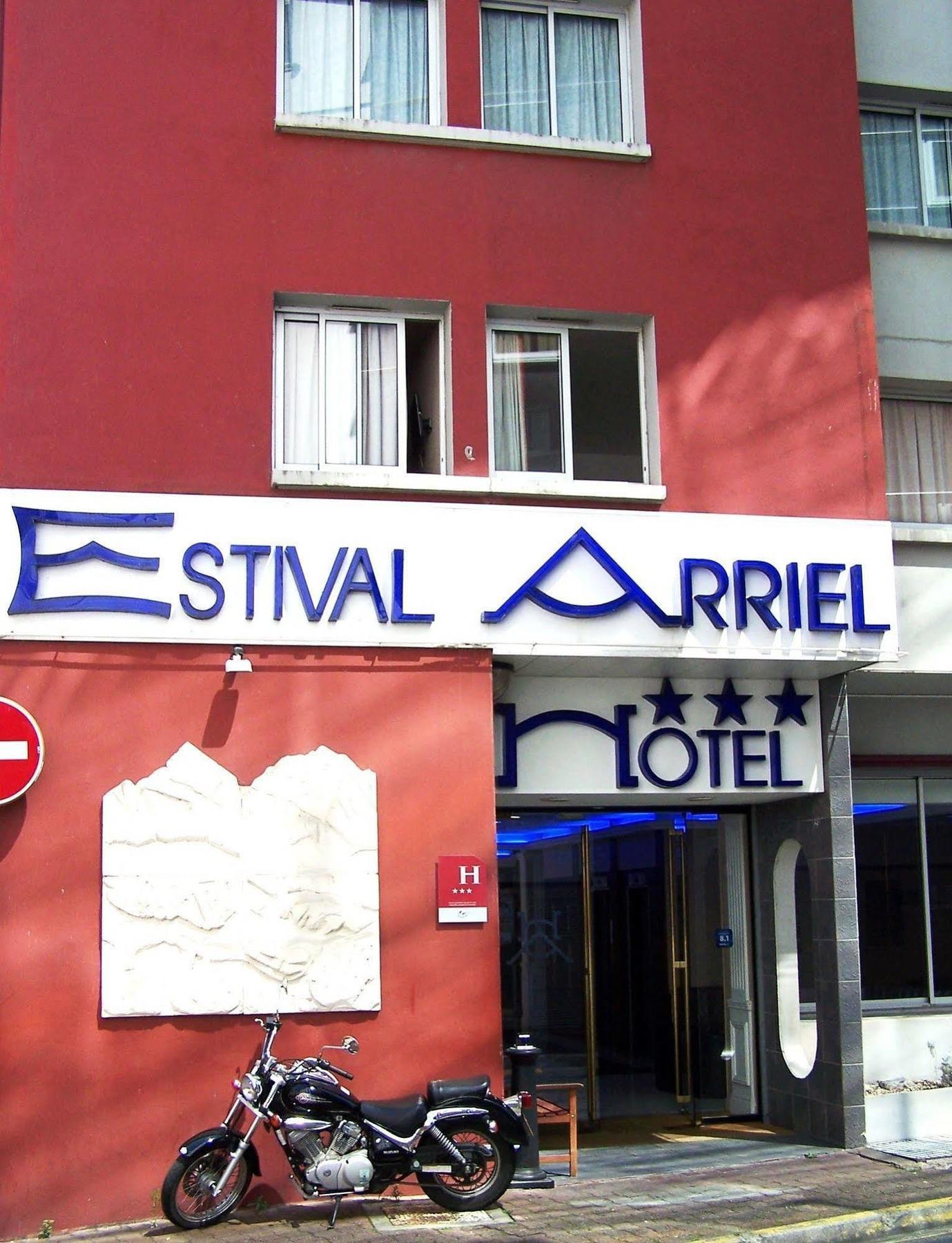 Hotel Estival Arriel Лурд Екстериор снимка